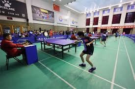 111年耻辱！曼联足总杯一轮游，18岁新星染红，未来一地鸡毛？